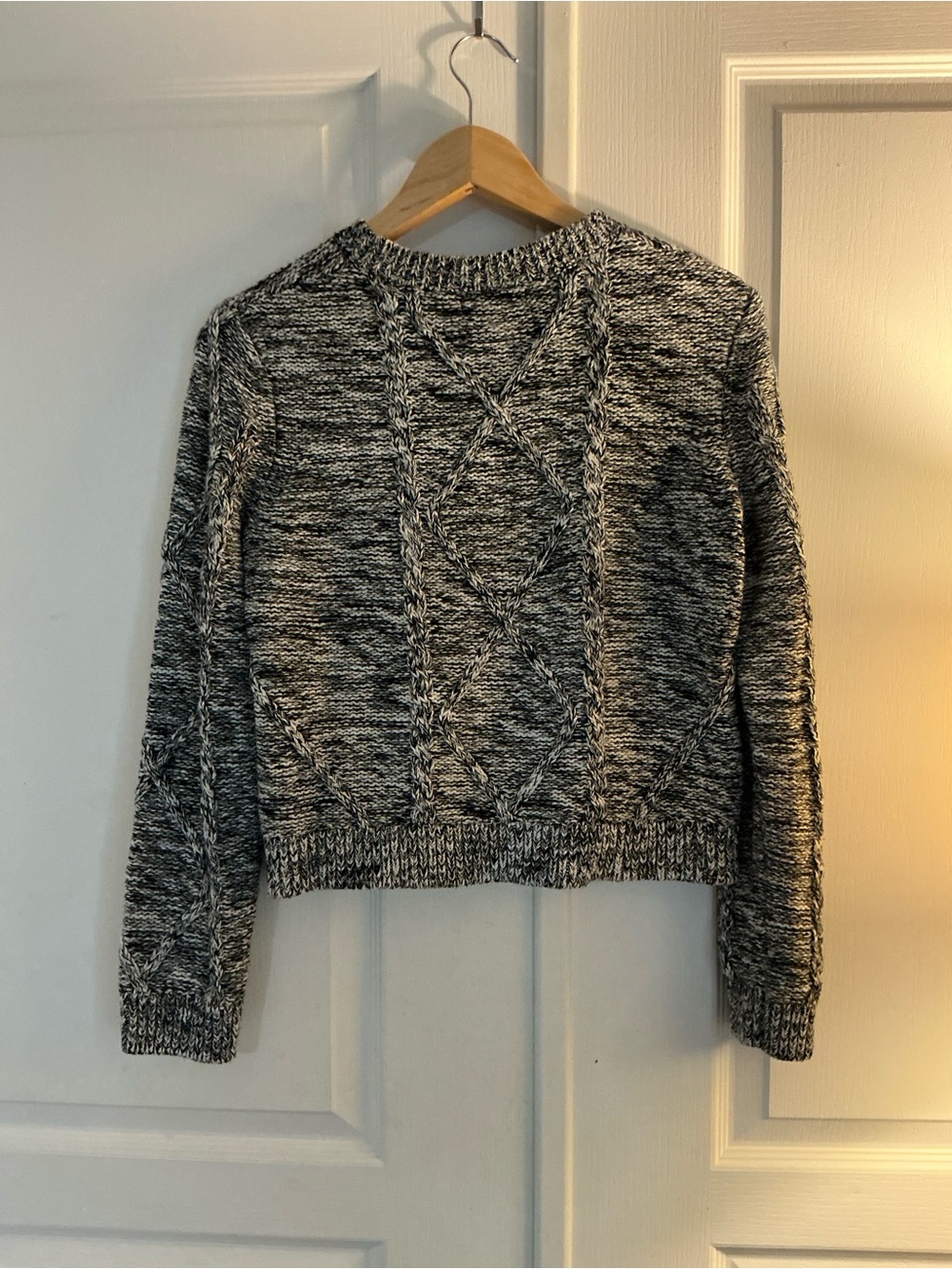 Banana Republic Black & White Cable Knit Sweater, S